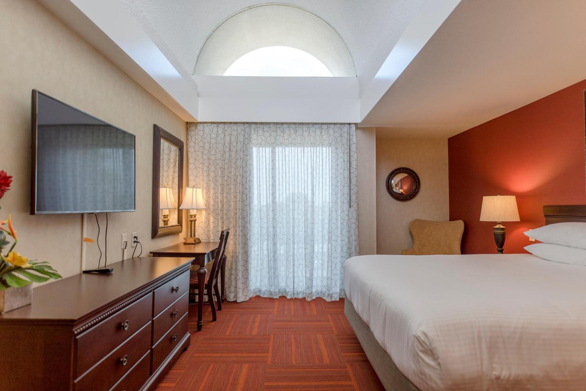 Howard Johnson By Wyndham Anaheim Hotel & Water Playground Bagian luar foto